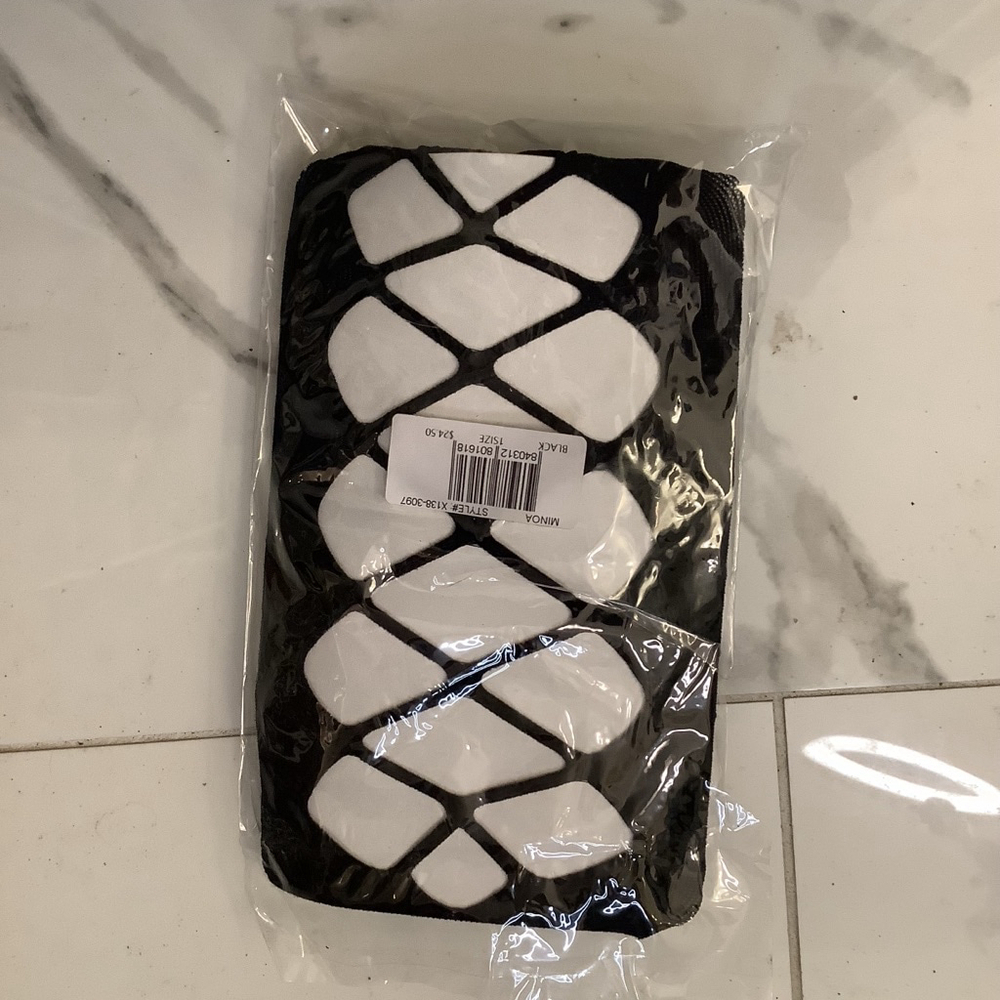 Fredricks Stockings 1SIZE Black fishnet